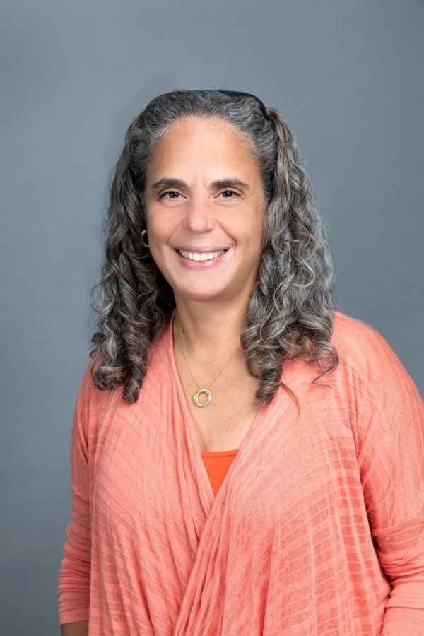 Safaa El-Mansy '95, '23